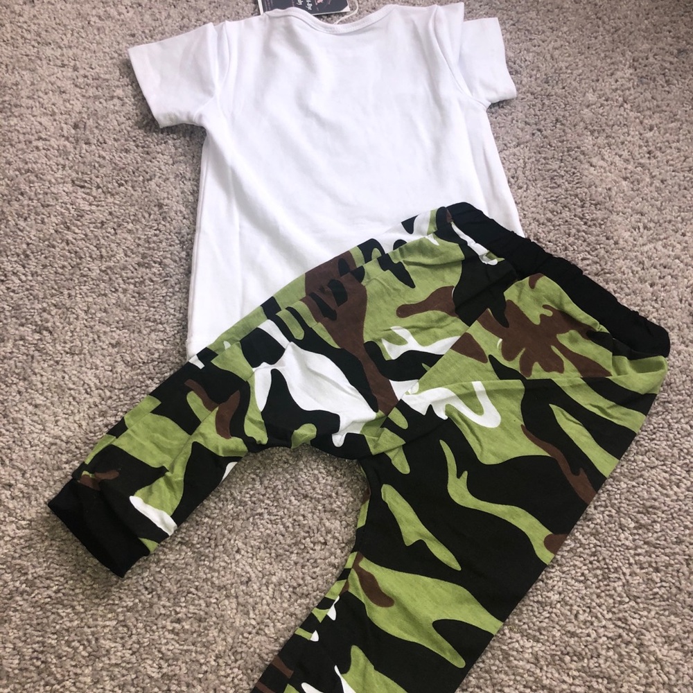 Camo PJs - Picture 3 of 4